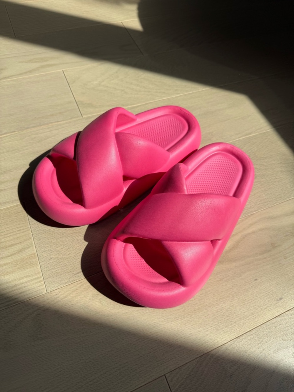 Cushioned Crisscross Slide Sandals - Bright Pink